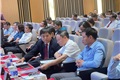 Hiệu trưởng PGS.TS. Nguyễn Văn Tuấn trong buổi toạ đàm