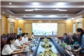 Y khoa Vinh làm việc với đại diện Trung tâm Hỗ trợ Nghiên cứu, Đại học Greifswald (CHLB Đức)