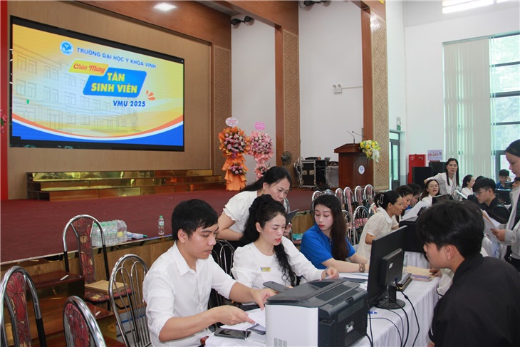 Chào đón Tân sinh viên