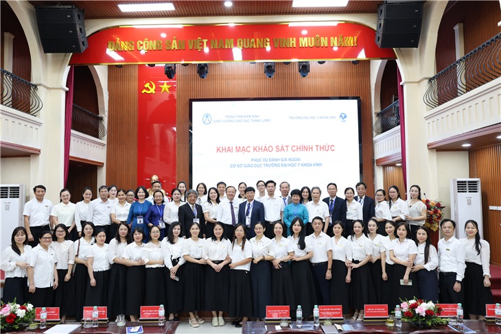 Khai mạc khảo sát chính thức đánh giá ngoài cơ sở giáo dục tại Trường Đại học Y khoa Vinh