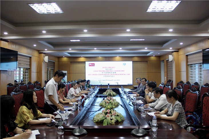 Toàn cảnh buổi làm việc