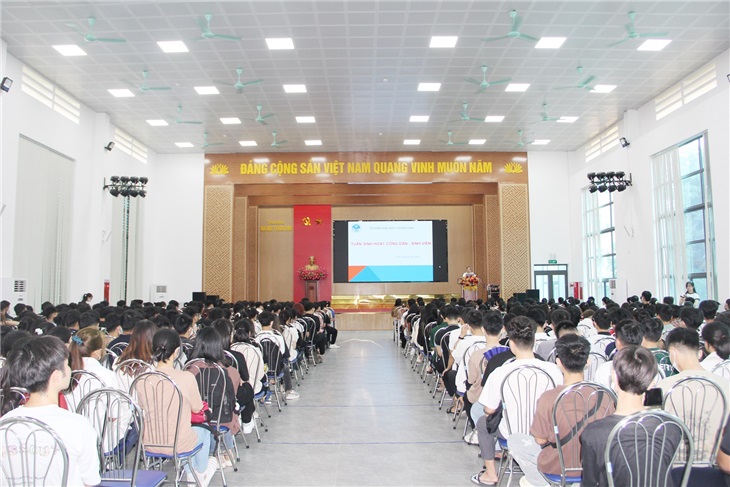 Toàn cảnh buổi sinh hoạt