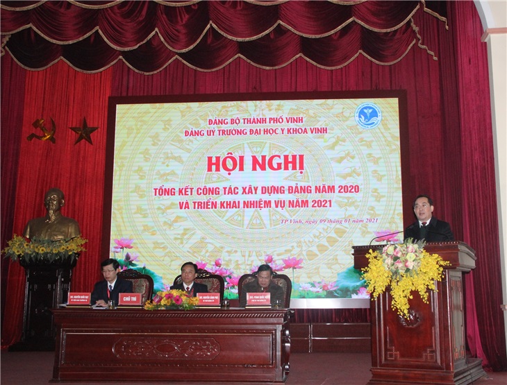 Đ/c Nguyễn Văn Lư - P.Bí thư thường trực Thành ủy Vinh, Chủ tịch HĐND thành phố - phát biểu chỉ đạo hội nghị