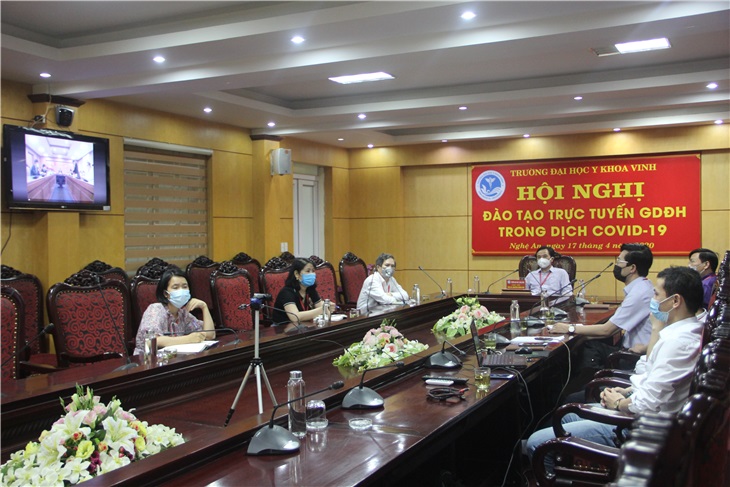 Toàn cảnh điểm cầu trực tuyến trường ĐHYK Vinh