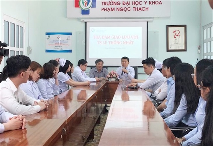 Giảng viên, sinh viên Trường ĐH Y khoa Phạm Ngọc Thạch